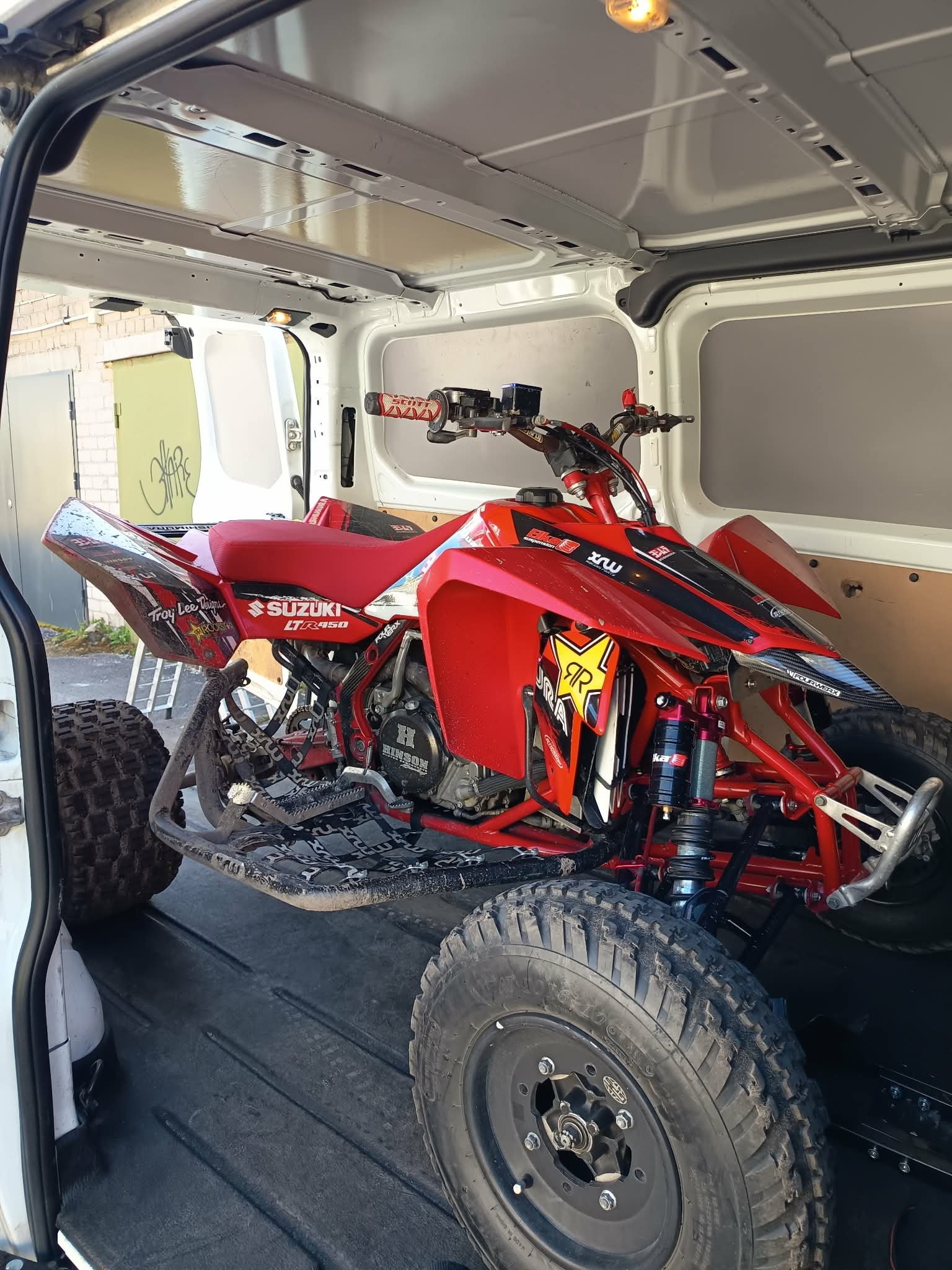 enduro motociklu pervezimas, motospinta