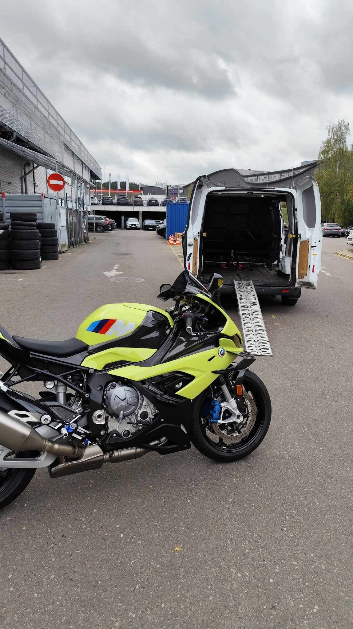 Motospinta, motociklų pervežimas 2